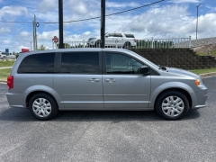Used 2017 Dodge Grand Caravan 4d Wagon SE at Clutts Auto Sales near Hazard, KY