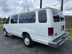Used 2006 Ford Econoline Wagon E350 Ext Wagon Super XL at Clutts Auto Sales near Hazard, KY