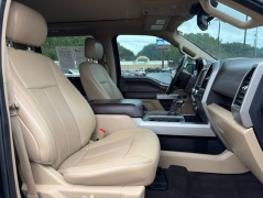 Used 2019  Ford F-150 4WD SuperCrew Lariat 5 1&sol;2 at Clutts Auto Sales near Hazard&comma; KY