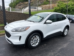 Used 2020 Ford Escape 4d SUV AWD SE at Clutts Auto Sales near Hazard, KY