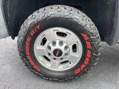 Used 2019  GMC Sierra 2500 4WD Crew Cab Base Longbed at Clutts Auto Sales near Hazard&comma; KY