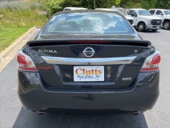 Used 2015  Nissan Altima 4d Sedan S 2&period;5L at Clutts Auto Sales near Hazard&comma; KY