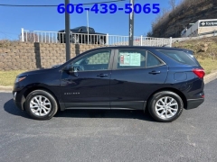 Used 2020  Chevrolet Equinox 4d SUV AWD LS w&sol;1LS at Clutts Auto Sales near Hazard&comma; KY