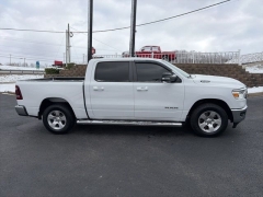 Used 2022  Ram 1500 4WD Big Horn Crew Cab 5'7" Box at Clutts Auto Sales near Hazard&comma; KY