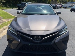 Used 2020  Toyota Camry 4d Sedan SE at Clutts Auto Sales near Hazard&comma; KY