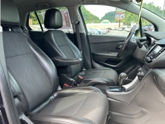 Used 2022 Chevrolet Trax AWD 4dr LT at Clutts Auto Sales near Hazard, KY