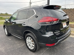 Used 2020 Nissan Rogue 4d SUV AWD SV at Clutts Auto Sales near Hazard, KY