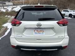 Used 2018  Nissan Rogue 4d SUV AWD SL at Clutts Auto Sales near Hazard&comma; KY
