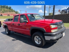 Used 2005  Chevrolet Silverado 3500 4WD Crew Cab Work Truck SRW at Clutts Auto Sales near Hazard&comma; KY