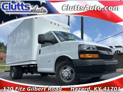 Used 2018 Chevrolet Express Cutaway 3500 Van 159