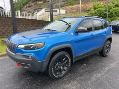 Used 2020 Jeep Cherokee 4d SUV 4WD Trailhawk 3.2L at Clutts Auto Sales near Hazard, KY
