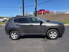 Used 2022  Jeep Compass Latitude 4x4 at Clutts Auto Sales near Hazard&comma; KY