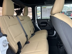 Used 2018  Jeep Wrangler Unlimited 4d SUV 4WD Sport S at Clutts Auto Sales near Hazard&comma; KY