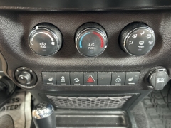 Used 2018  Jeep Wrangler JK Unlimited 4d SUV 4WD Sahara Altitude at Clutts Auto Sales near Hazard&comma; KY