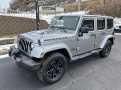 Used 2018  Jeep Wrangler JK Unlimited 4d SUV 4WD Sahara Altitude at Clutts Auto Sales near Hazard&comma; KY