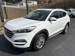 Used 2018  Hyundai Tucson 4d SUV AWD SEL Plus at Clutts Auto Sales near Hazard&comma; KY