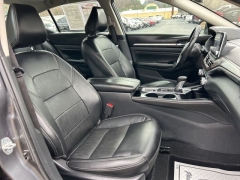 Used 2021  Nissan Altima 2&period;5 SL Sedan at Clutts Auto Sales near Hazard&comma; KY