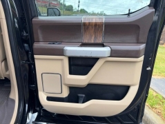 Used 2019  Ford F-150 4WD SuperCrew Lariat 5 1&sol;2 at Clutts Auto Sales near Hazard&comma; KY