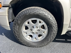 Used 2006  Chevrolet Tahoe 4d SUV 4WD LS at Clutts Auto Sales near Hazard&comma; KY