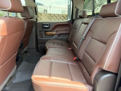 Used 2017  Chevrolet Silverado 1500 4WD Crew Cab High Country at Clutts Auto Sales near Hazard&comma; KY