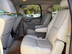 Used 2007  Chevrolet Suburban 1500 SUV 4WD LTZ at Clutts Auto Sales near Hazard&comma; KY
