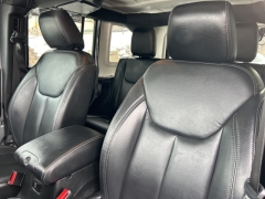 Used 2018  Jeep Wrangler JK Unlimited 4d SUV 4WD Sahara Altitude at Clutts Auto Sales near Hazard&comma; KY