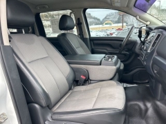 Used 2017  Nissan Titan 4WD Crew Cab S at Clutts Auto Sales near Hazard&comma; KY