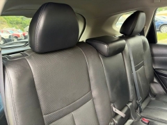 Used 2014  Nissan Rogue 4d SUV AWD SL at Clutts Auto Sales near Hazard&comma; KY