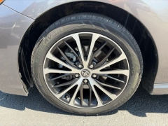 Used 2020  Toyota Camry 4d Sedan SE at Clutts Auto Sales near Hazard&comma; KY