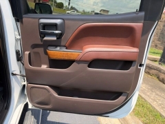 Used 2017  Chevrolet Silverado 1500 4WD Crew Cab High Country at Clutts Auto Sales near Hazard&comma; KY