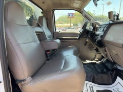 Used 2008  Ford Super Duty F-350 4WD Reg Cab XL SRW at Clutts Auto Sales near Hazard&comma; KY