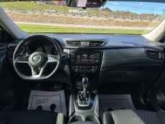 Used 2020  Nissan Rogue 4d SUV AWD SV at Clutts Auto Sales near Hazard, KY