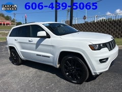 Used 2019 Jeep Grand Cherokee 4d SUV 4WD Laredo Altitude at Clutts Auto Sales near Hazard, KY