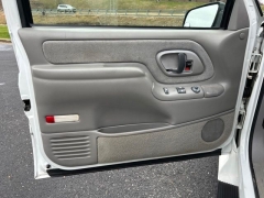 Used 1996  GMC Sierra 1500 2WD Ext Cab SL Sportside at Clutts Auto Sales near Hazard&comma; KY