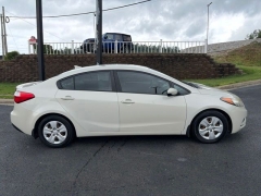 Used 2015  Kia Forte 4d Sedan LX Auto at Clutts Auto Sales near Hazard&comma; KY