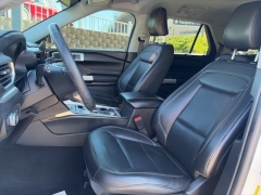 Used 2022  Ford Explorer XLT 4WD at Clutts Auto Sales near Hazard&comma; KY