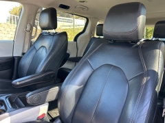 Used 2020 Chrysler Pacifica 4d Wagon Touring L at Clutts Auto Sales near Hazard, KY