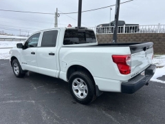 Used 2017  Nissan Titan 4WD Crew Cab S at Clutts Auto Sales near Hazard&comma; KY