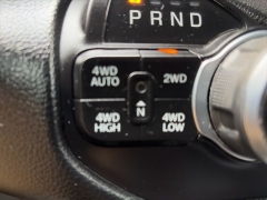 Used 2022  Ram 1500 4WD Big Horn Crew Cab 5'7" Box at Clutts Auto Sales near Hazard&comma; KY