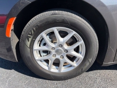 Used 2023  Chrysler Pacifica Touring L FWD at Clutts Auto Sales near Hazard&comma; KY