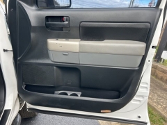 Used 2007  Toyota Tundra 4WD CrewMax Cab SR5 5&period;7L at Clutts Auto Sales near Hazard&comma; KY