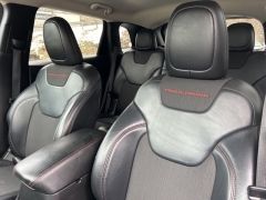 Used 2017  Jeep Cherokee 4d SUV 4WD Trailhawk V6 at Clutts Auto Sales near Hazard&comma; KY