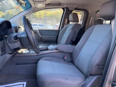 Used 2006  Nissan Titan 4WD King Cab SE FFV at Clutts Auto Sales near Hazard&comma; KY