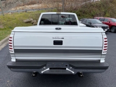 Used 1993  Chevrolet C1500 Pickup 2WD Reg Cab Silverado at Clutts Auto Sales near Hazard&comma; KY