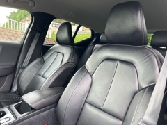Used 2022 Volvo XC40 T5 AWD Momentum at Clutts Auto Sales near Hazard, KY