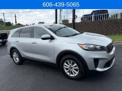 Used 2019  Kia Sorento 4d SUV FWD L at Clutts Auto Sales near Hazard&comma; KY