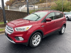Used 2018  Ford Escape 4d SUV 4WD SEL at Clutts Auto Sales near Hazard, KY