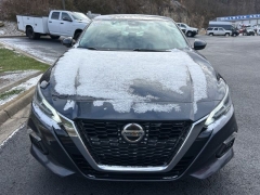 Used 2021  Nissan Altima 2&period;5 SV Sedan at Clutts Auto Sales near Hazard&comma; KY