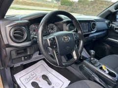 Used 2018  Toyota Tacoma 4WD Access Cab TRD Off-Road at Clutts Auto Sales near Hazard, KY