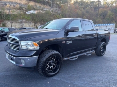 Used 2019  Ram 1500 Classic 4WD Crew Cab Big Horn at Clutts Auto Sales near Hazard&comma; KY
